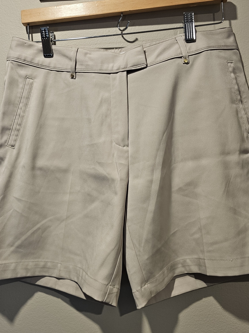 Lady Hagen Light Beige Athletic Golf Shorts